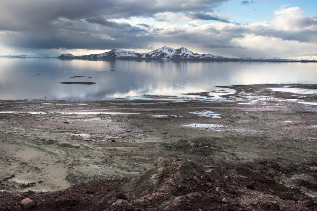20 Once-Mighty Lakes and Rivers That Completely Vanished