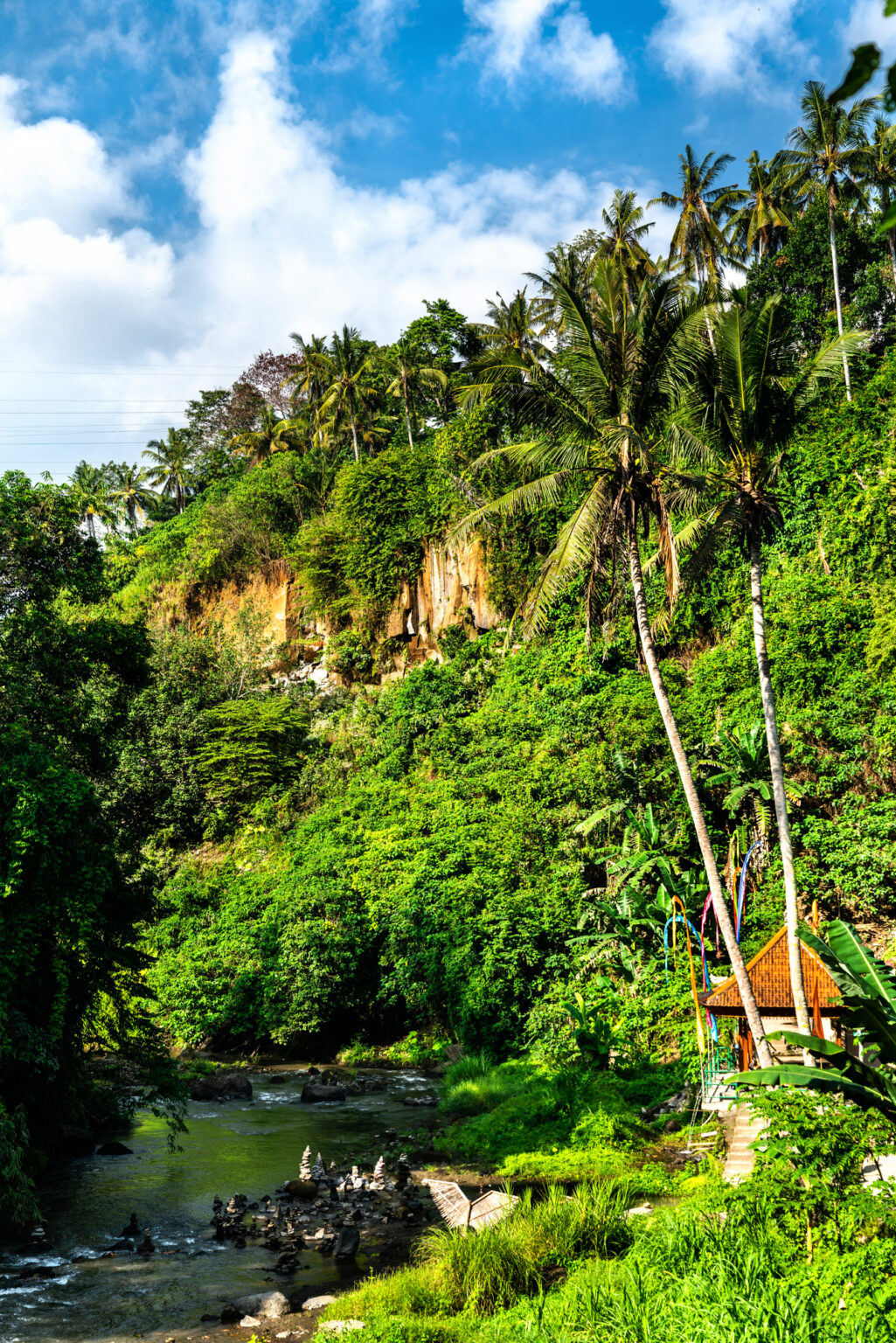 20 Stunningly Clear Rivers You Won’t Believe Are Real