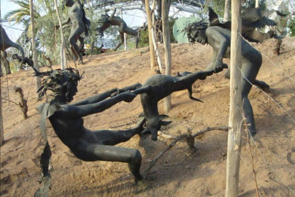 Eden Project-mediterranean-Dionysian rites women tearing f… | Flickr