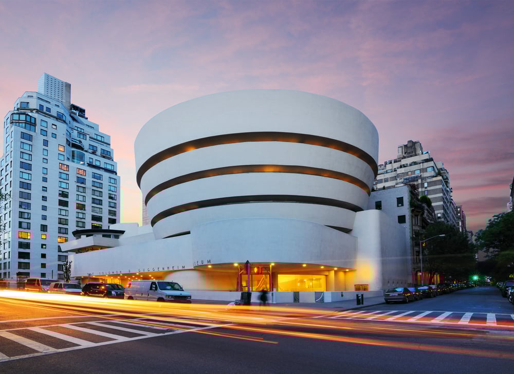 Guggenheim Museum of modern and contemporary art — Stock Photo, Image
