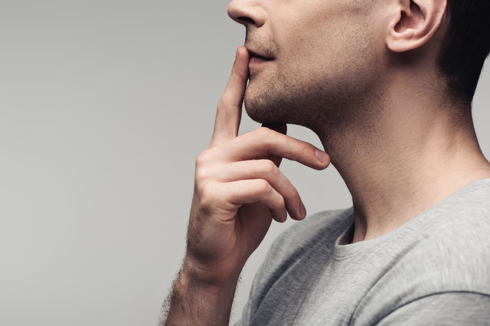 Partial View Dumb Man Showing Silence Sign Isolated Grey Human — Stock Photo, Image