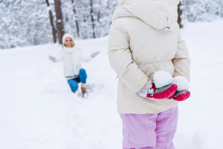 15 Coldest Places on Earth and How People Live There