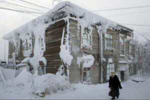 15 Coldest Places on Earth and How People Live There