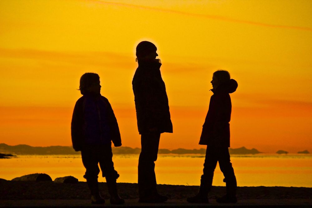 Mother May I? | The whole family plays games on the beach wh… | Flickr