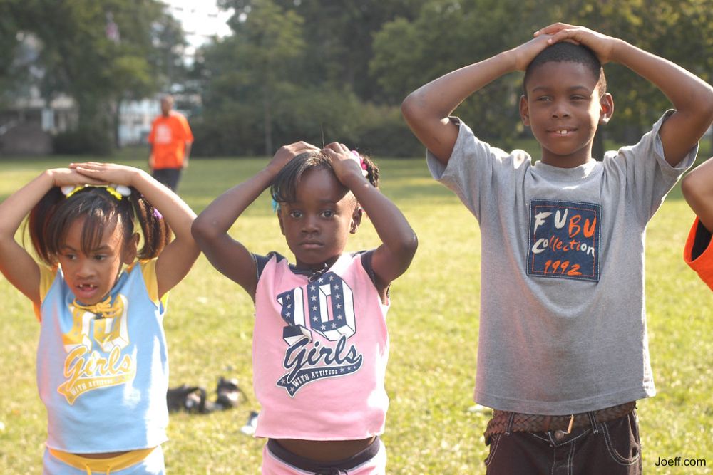 Kids play "Simon Says" ast a family reunion at Rainbow Bea… | Flickr