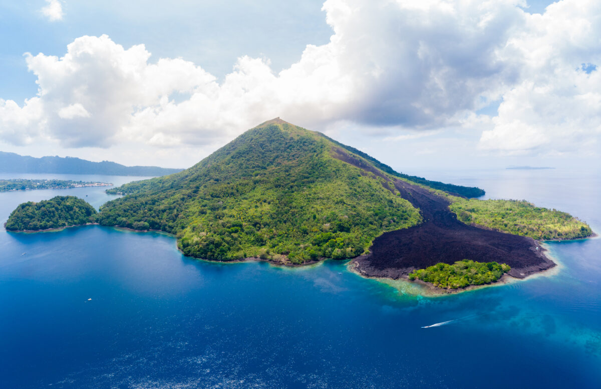 17 Famous Volcanic Islands Worldwide