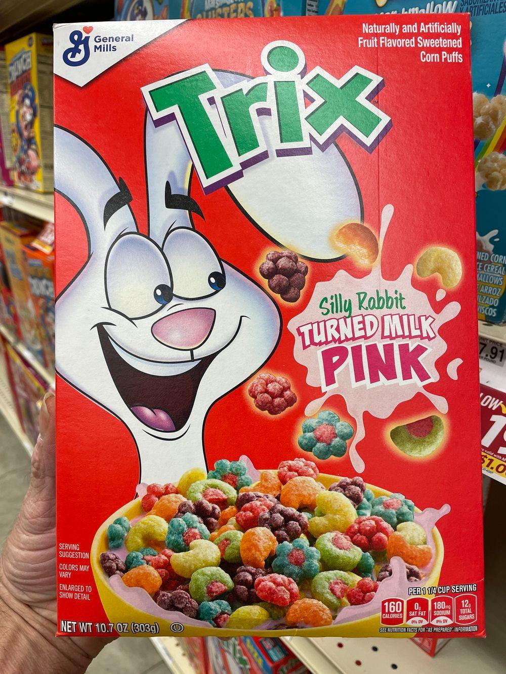 Grovetown, Ga USA - 03 14 23: Grocery store Trix cereal — Photo by madvideos.gmail.com