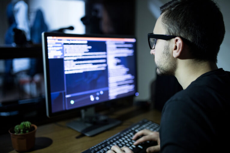 15 unusual jobs that pay surprisingly well