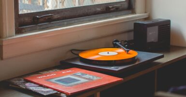 Unsplash/Travis Yewell