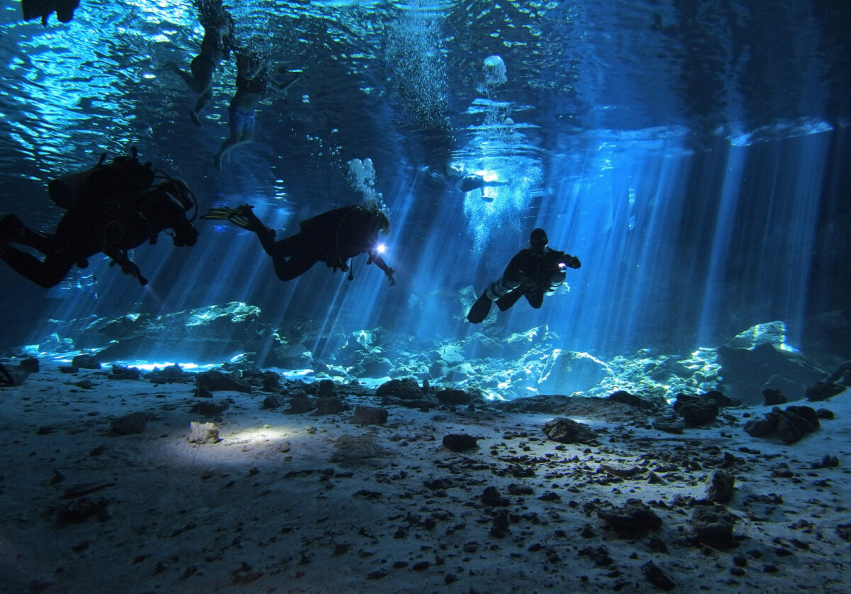 World Records Set in Underwater Exploration