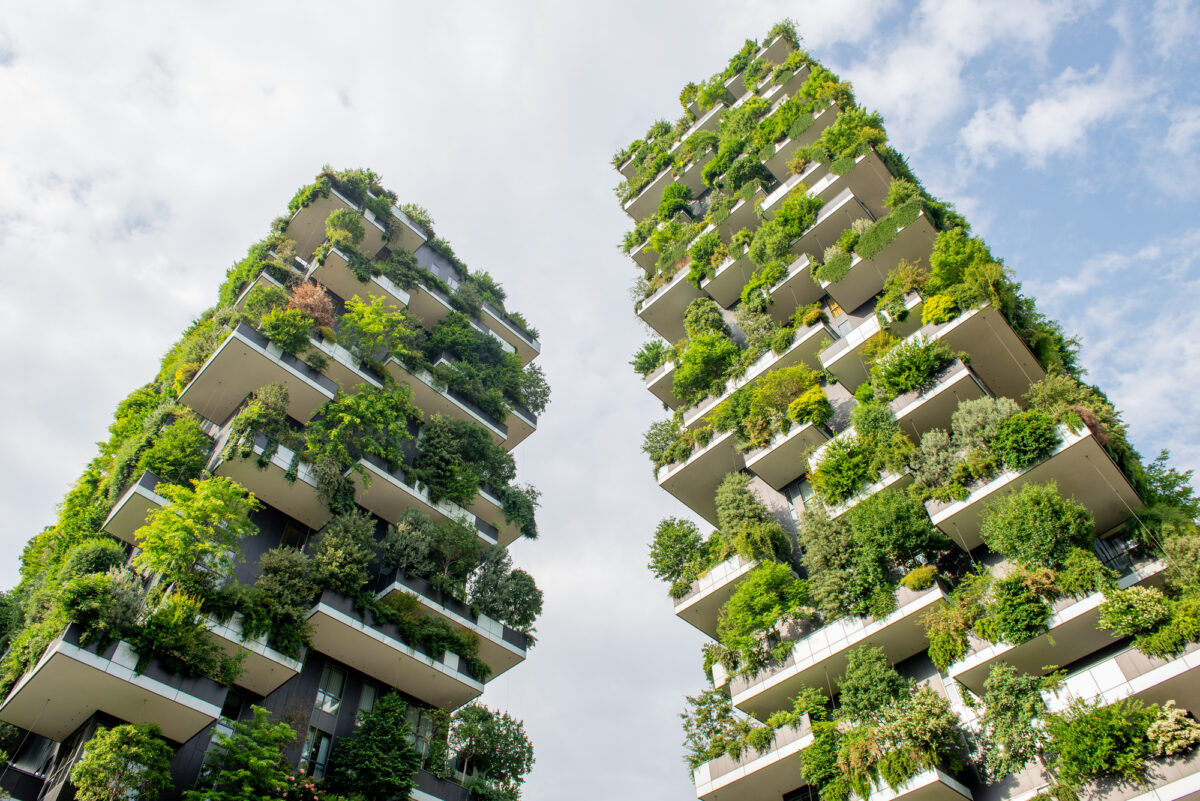 Photos of 15 Buildings Built to Withstand Disasters